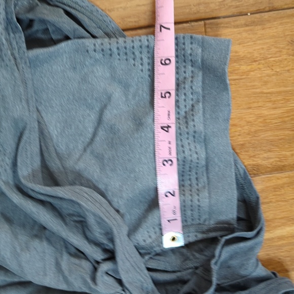 Gymshark Vital Seamless 2.0 Gray 2 in 1 Activewear Workout Shorts - Picture 11 of 13